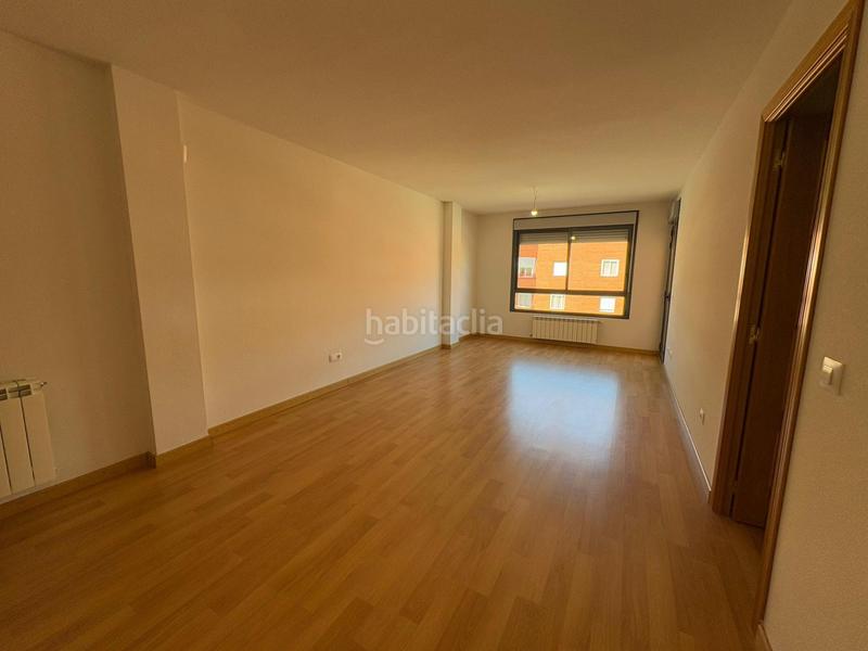 Foto 7e6cbcf5-03c6-47bd-97b3-d7c07d671fb5. Alquiler piso inmobiliaria arbeteta alquila piso de dos dormitorios en zona manantiales en Guadalajara