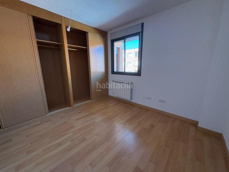 Foto d25ed9ee-301b-4bb2-b230-2abc31f3a748. Alquiler piso inmobiliaria arbeteta alquila piso de dos dormitorios en zona manantiales en Guadalajara