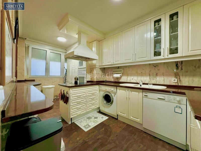 Foto ec6749f3-a780-49c8-9a8d-d8c8b5fd57bc. Pis amb calefacció aparcament a Plan Sur-Amistad Guadalajara