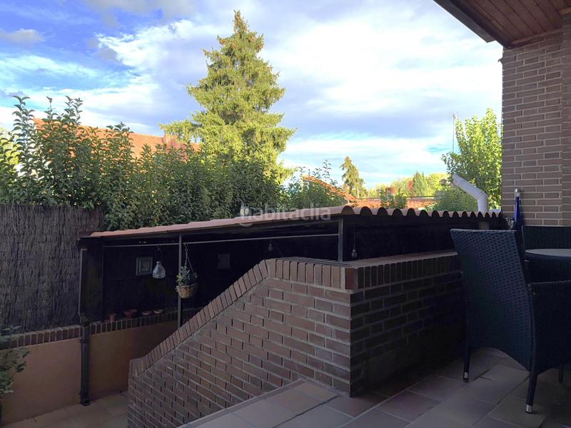 Foto 2e692e6c-2079-4309-9d18-a4d1005397d0. Casa aparellada amb calefacció aparcament piscina a Rozas de Madrid (Las)
