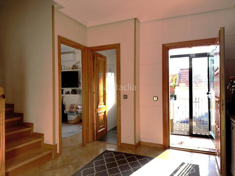 Foto 6ec156f4-5616-4bef-8886-8247e2f5f912. Casa aparellada amb calefacció aparcament piscina a Rozas de Madrid (Las)