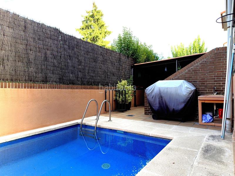 Foto 7895c880-75ab-4aa7-a9fc-64c7a5d4f46e. Casa aparellada amb calefacció aparcament piscina a Rozas de Madrid (Las)