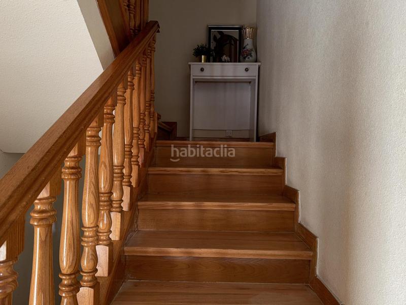 Foto ce804ac5-fc5e-402d-9335-43a8b2a91268. Casa aparellada amb calefacció aparcament piscina a Rozas de Madrid (Las)