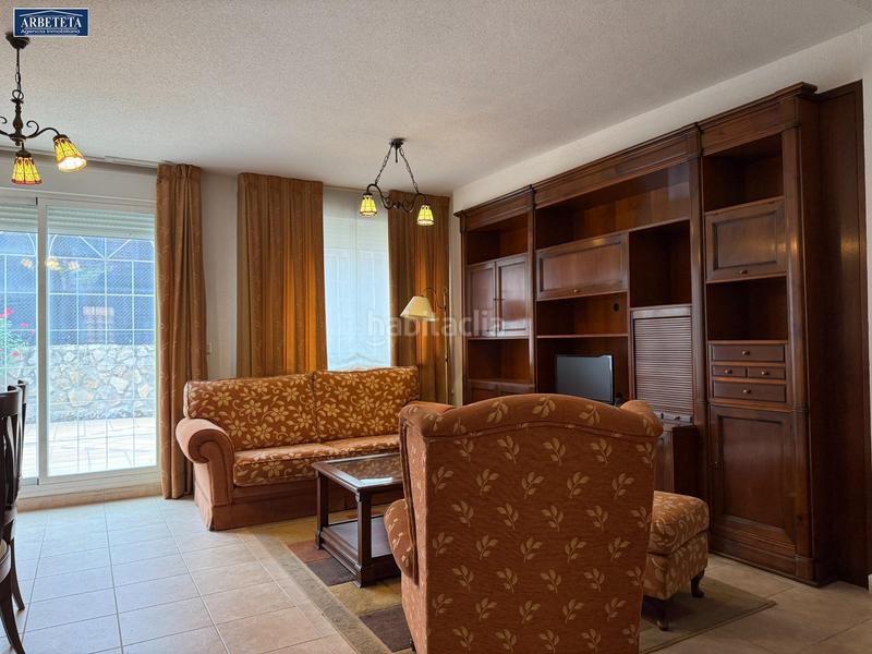 Foto 15f2a1de-bada-4d84-bf73-c156161efb25. Casa adossada amb calefacció aparcament piscina a Guadalajara