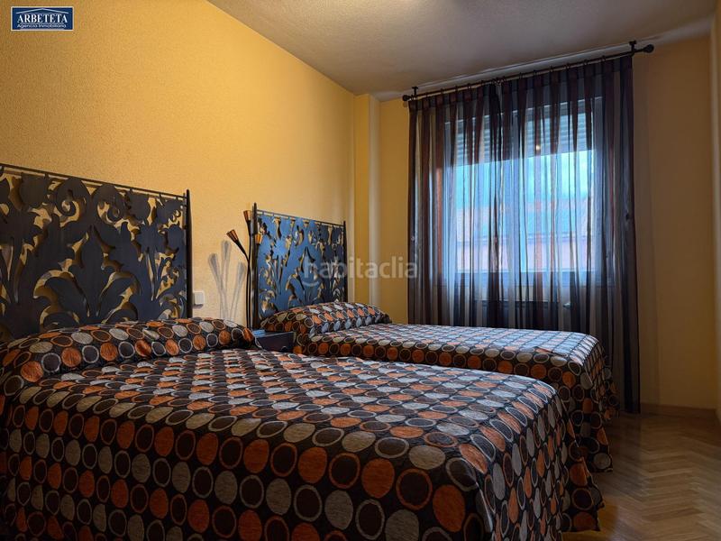 Foto 51c392a2-72c4-4afc-a8f5-327c299cc6aa. Casa adossada amb calefacció aparcament piscina a Guadalajara