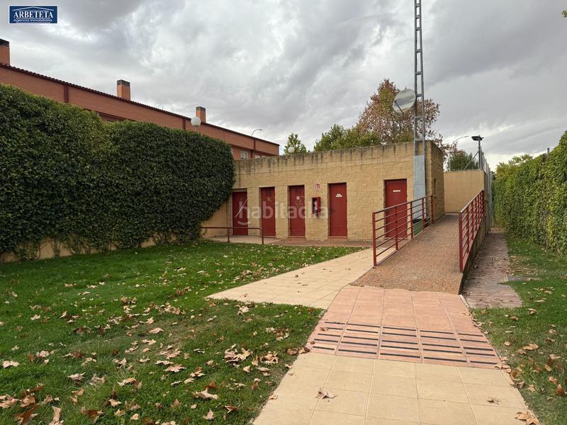 Foto 94018d10-9262-4bb7-84a9-e8860153c0c4. Casa adossada amb calefacció aparcament piscina a Guadalajara