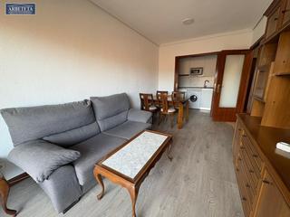 Lloguer Pis a San Roque-Concordia-Adoratrices. Inmobiliaria arbeteta alquila piso de dos dormitorios en zona fe