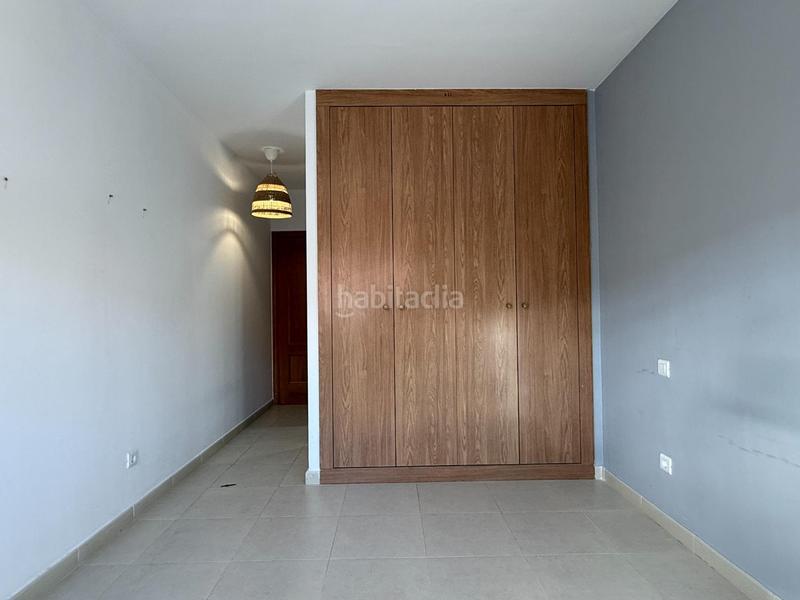Foto 337eda53-3671-4d87-b027-c9bd9442bb17. Casa a schiera con riscaldamento parcheggio in Yebes - pueblo Yebes