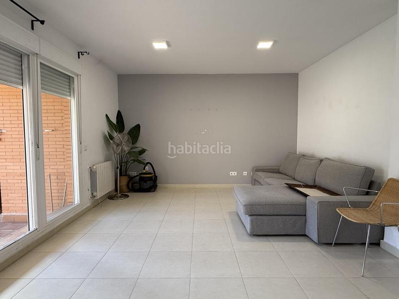 Foto 5a0c2a58-6c10-4db6-b065-8e349281dd34. Casa a schiera con riscaldamento parcheggio in Yebes - pueblo Yebes
