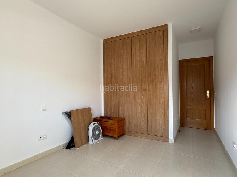 Foto c6a2ea7a-f42c-4228-959a-0c43450c1d39. Casa a schiera con riscaldamento parcheggio in Yebes - pueblo Yebes