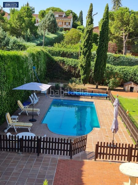 Foto a21d7e3c-2a73-403f-9606-e28c2e53f2b6. Xalet amb calefacció aparcament piscina a Chiloeches