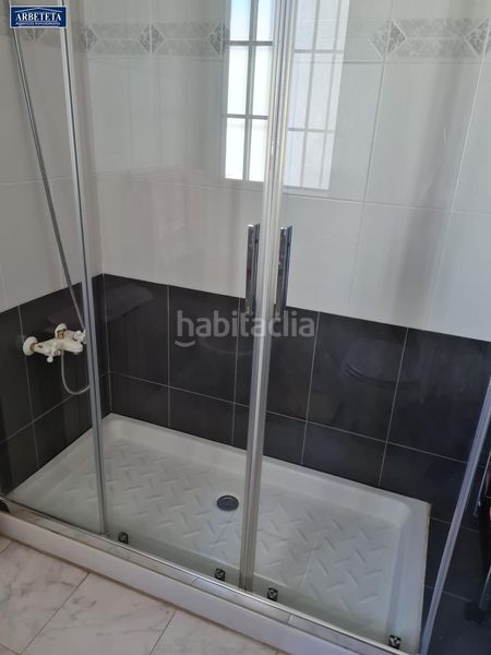 Foto f9484cd7-dc5d-4cd4-8926-2ed59b7bb365. Xalet amb calefacció aparcament piscina a Chiloeches