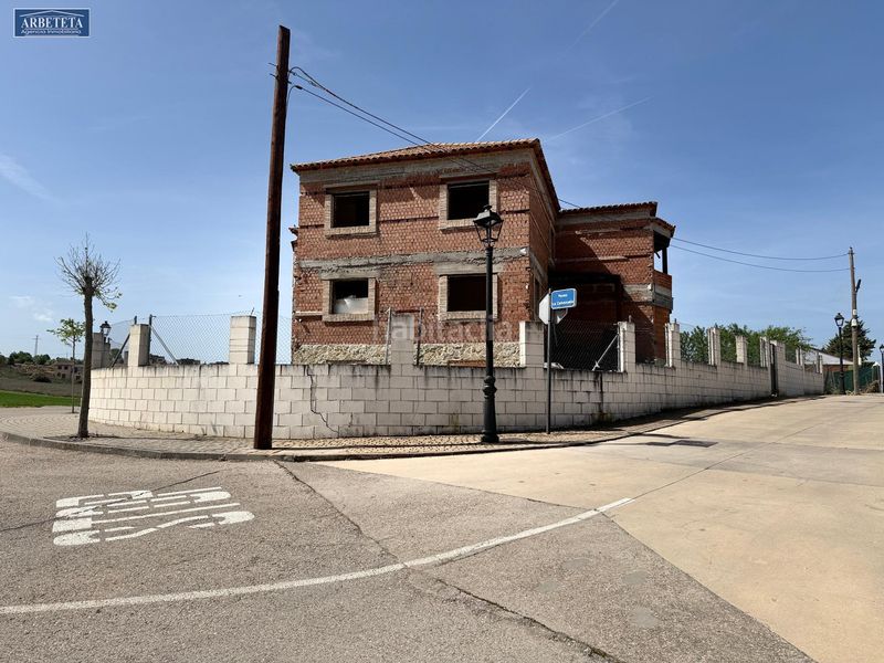 Foto fab4ebe8-062c-4ab8-8cb3-2fe8ca0ac9e5. Casa adossada amb aparcament a Yebes - pueblo Yebes