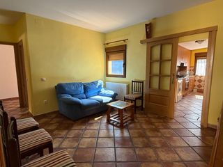 Lloguer Casa a Chiloeches. Acogedora vivienda en chiloeches con patio y barbacoa, lista par