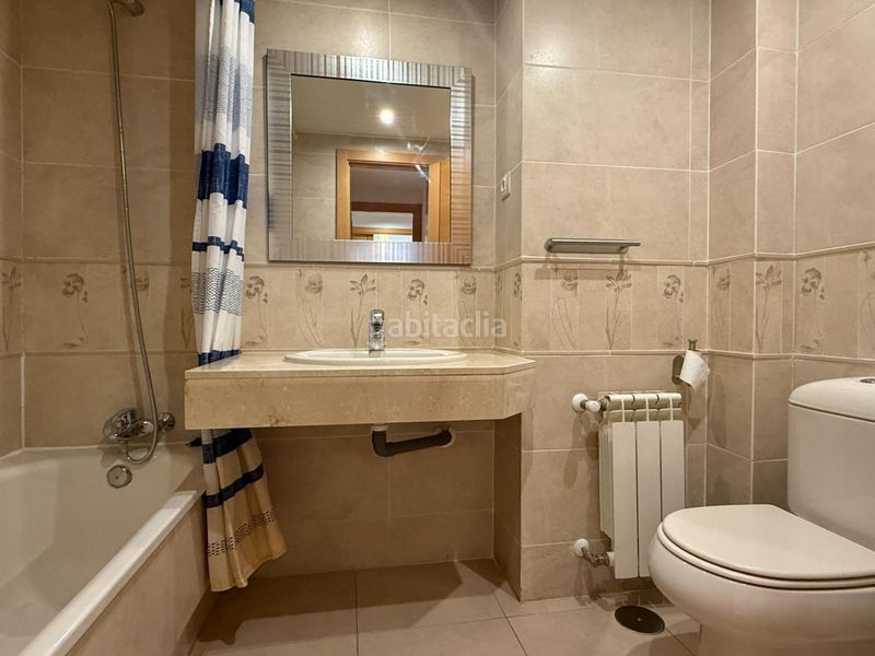 Foto 28a57f1d-889f-4a07-85ee-e95f9d33847b. Apartament amb calefacció aparcament piscina a Yebes - valdeluz Yebes