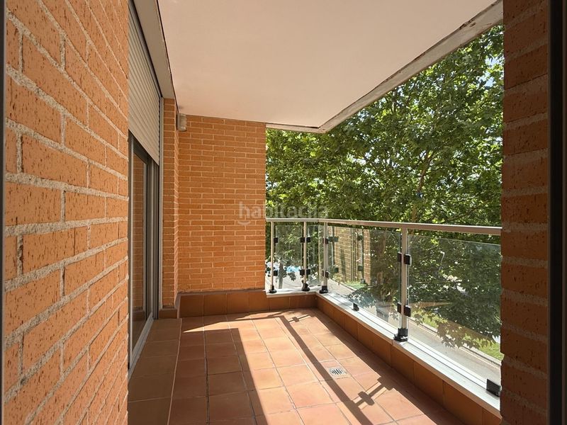 Foto 65188c47-2a1f-4d55-9680-3627395d578e. Apartament amb calefacció aparcament piscina a Yebes - valdeluz Yebes