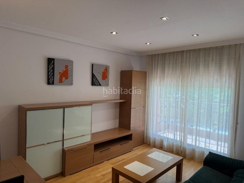 Foto eb8f42f4-1161-46dd-8636-6b1b56c8b17e. Apartament amb calefacció aparcament piscina a Yebes - valdeluz Yebes