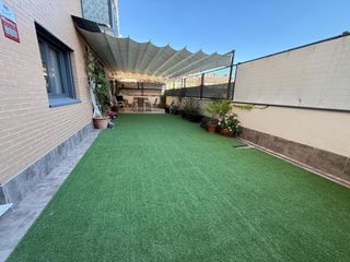 Location Appartement à Las Cañas. Exclusiva vivienda de 3 dormitorios con impresionante terraza