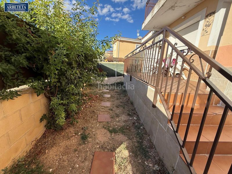 Foto 7ec0ce3b-8e1f-4a6d-ad19-47f9cdf3d4ee. Casa adossada amb calefacció aparcament a Yebes - pueblo Yebes