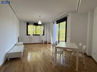 Lloguer Pis a Yebes - Valdeluz. Inmobiliaria arbeteta alquila piso de dos dormitorios en valdelu