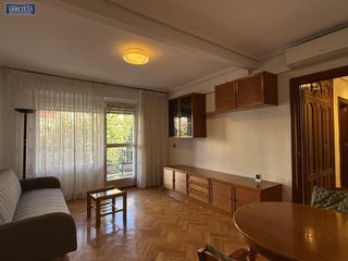 Lloguer Pis a Constitución-El Balconcillo. Inmobiliaria arbeteta alquila piso de cuatro habitaciones en gua