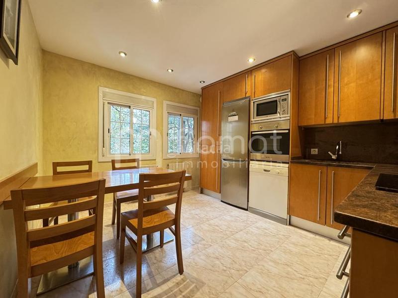 Foto d8051e56-d046-40af-b600-d73219eb3b19. Flat in Pont Major - Pedret - Campdorà Girona