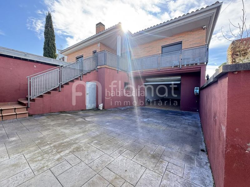 Foto 478df79f-7a5e-47a2-87fe-ef80483fa65d. Casa amb piscina a Caldes de Malavella
