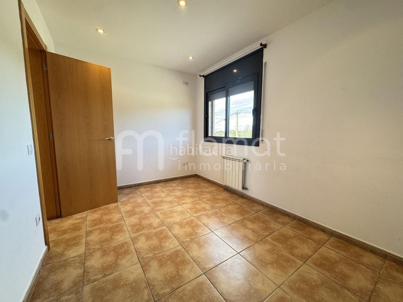 Foto 887a2103-dab0-4d44-adf3-6365a3df9e37. Casa amb piscina a Caldes de Malavella