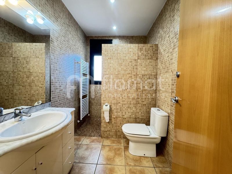 Foto c2484b3e-81be-4fe8-8f49-3046587daa4c. Casa amb piscina a Caldes de Malavella