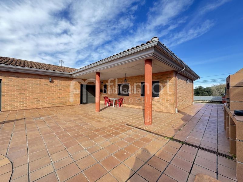 Foto d1ed2d0a-796d-4d56-af31-fc6f5325f3a3. Casa amb piscina a Caldes de Malavella