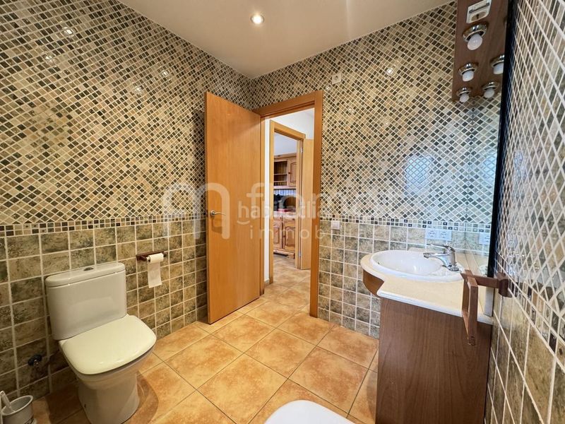 Foto d659a427-bf2c-4933-aa86-0c4a50797bef. Casa amb piscina a Caldes de Malavella
