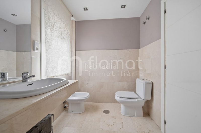 Foto df2bebf0-95c8-4407-a35e-46ca5d2f2271. Casa amb piscina a Sant Julià de Ramis