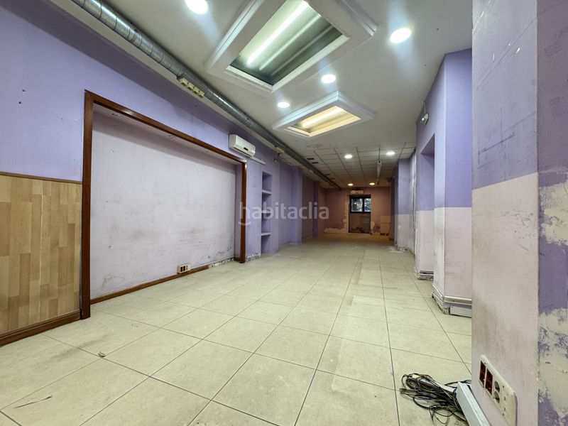 Foto c02247a3-8133-48c6-b08c-049f3bbff991. Local comercial a Eixample Sud-Migdia Girona