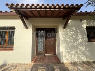 Haus in Montserrat 33. Casa a forallac la bisbal