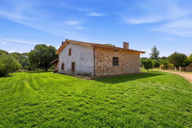 Foto ff0c33c5-6e7b-4704-8645-3fc1489a18f7. Casa a Caldes de Malavella