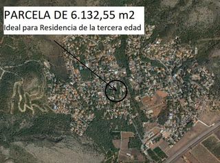 Terreno residencial en Montornés-Las Palmas-El Refugio. Urbanización la parreta