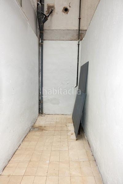 Foto 21d6eef0-33db-4055-9c1d-fe7e753259d9. Local comercial a Plaza Illes Columbretes Castellón de la Plana