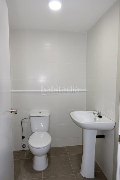 Foto 95c6b337-bbe1-4e1f-801f-098347741cea. Local comercial a Plaza Illes Columbretes Castellón de la Plana