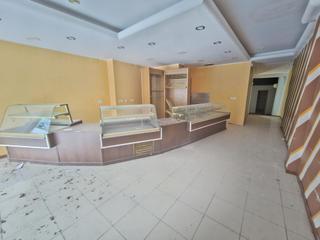 Rent Business premise  Calle pascual tirado. Oportunidad de alquiler en el corazón de castellón!