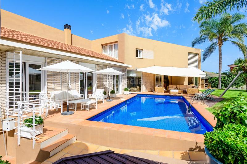 Foto 4c578f4b-2bcb-47d1-9f9d-43a1ef6fb0d9. Chalet mit parking pool in Montornés-Las Palmas-El Refugio Benicasim / Benicàssim