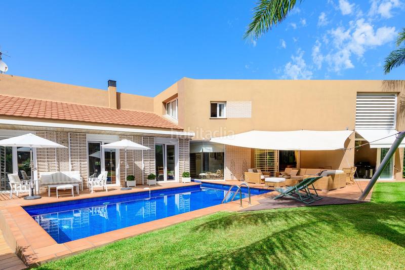 Foto 51f0d53f-f646-44f8-b697-15f7ae8451cd. Chalet mit parking pool in Montornés-Las Palmas-El Refugio Benicasim / Benicàssim