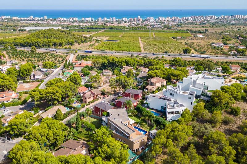 Foto 65e9dc06-fb6c-4aad-9acb-539ea2eba42f. Chalet mit parking pool in Montornés-Las Palmas-El Refugio Benicasim / Benicàssim