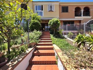Casa adossada a Benicàssim Golf. Vivienda unifamiliar en venta benicasim