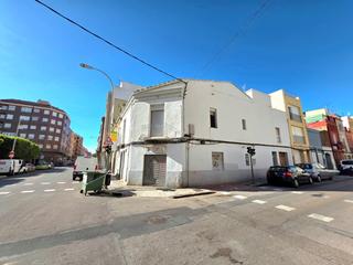 Casa  Lepanto. Casa esquinera en castellón de la plana