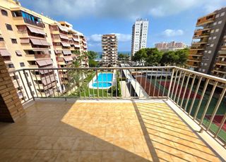 Apartamento  Calle palmeral (el). Apartamento frontal con vistas al mar en benicasim