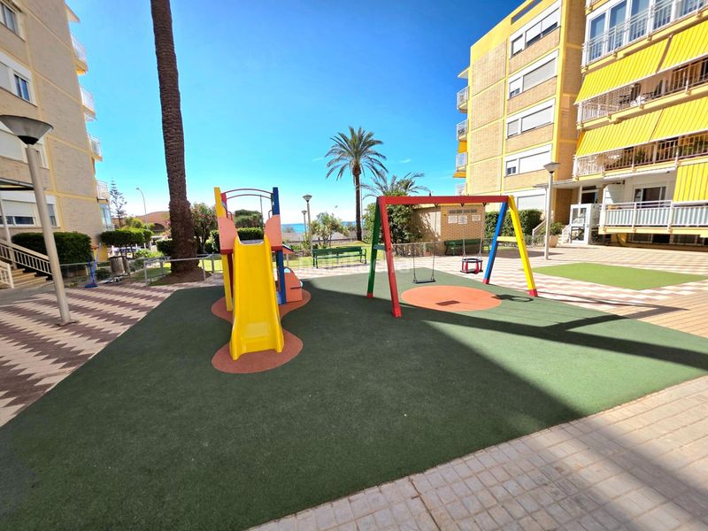 Foto f23f91ee-e7a3-4a2a-aecf-dcc86b15c98b. Lloguer apartament amb aparcament piscina a Els Terrers Benicasim / Benicàssim