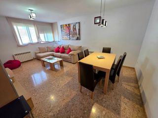 Location Appartement  Calle manuel corachan garcia. Amplio y luminoso piso en la zona uji, castellón