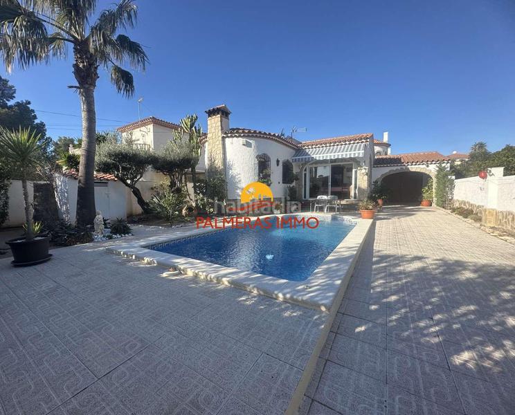 Foto 2c3edf7c-47ba-4d17-8c10-ff035616e5d9. Xalet amb aparcament piscina a Centre Miami Platja