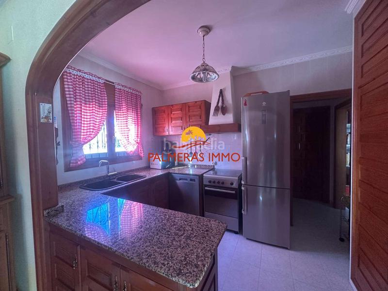 Foto 52b27e32-a03a-412d-b8ec-7d10e2035b96. Xalet amb aparcament piscina a Centre Miami Platja