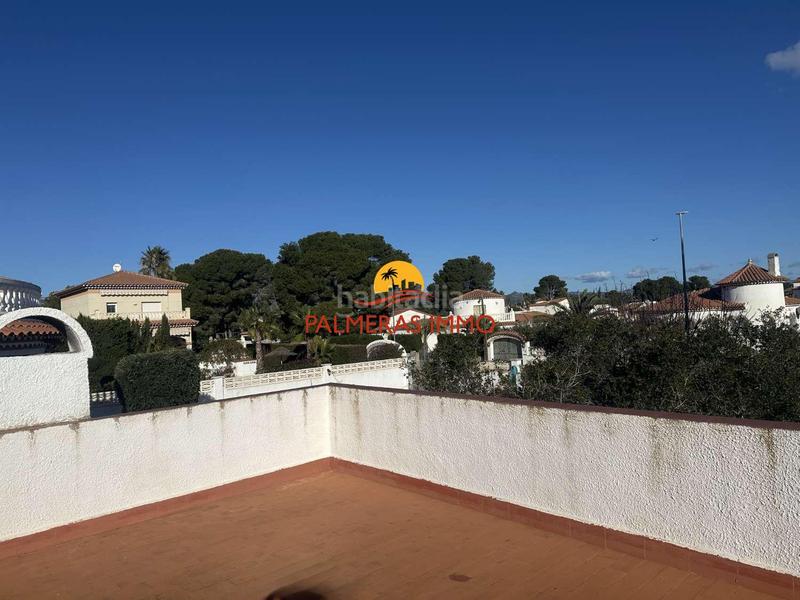 Foto c34d68ba-e590-4b1a-8004-8c82274a36f9. Xalet amb aparcament piscina a Centre Miami Platja